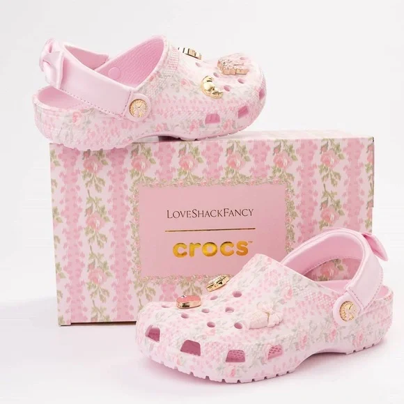🎀CROCS Kids' x LoveShackFancy Bow Back Classic Clog PINK MILK with Charms🎀 - Picture 7 of 12